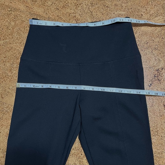 Lyssé Center Seam Black Ponte Leggings #1519 Sz S - Picture 7 of 10